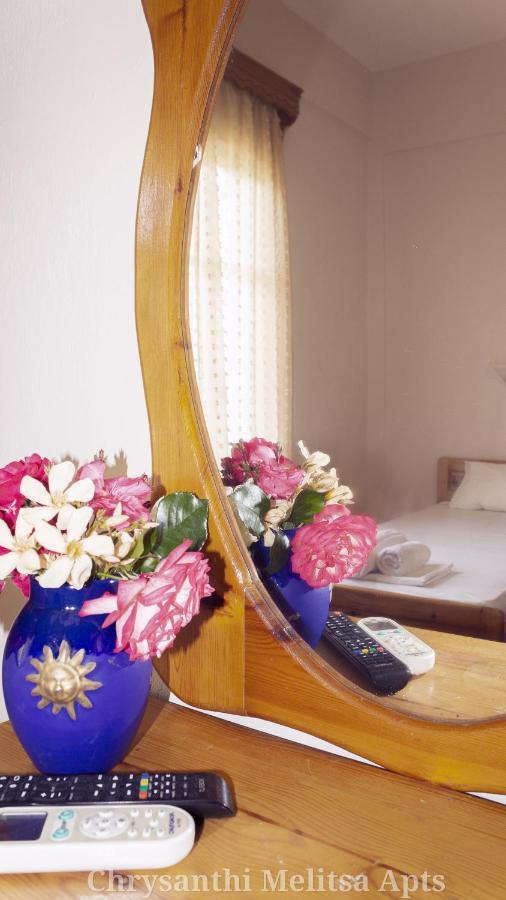Chrysanthi Melitsa Apts. * Sidárion